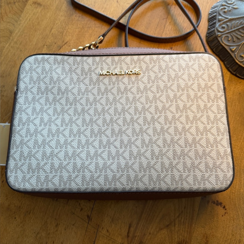 NWT | Michael Kors crossbody purse gold chain strap bag